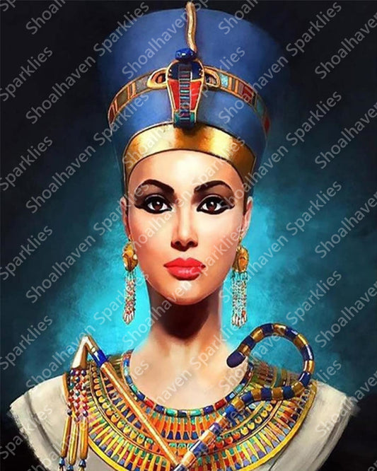 Nefertiti in full regalia